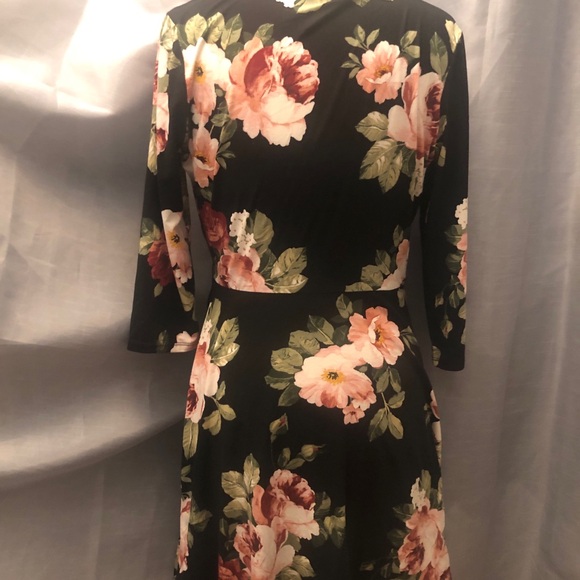 IZ Byer faux wrap rose dress . Size XL. Euc - Picture 6 of 10